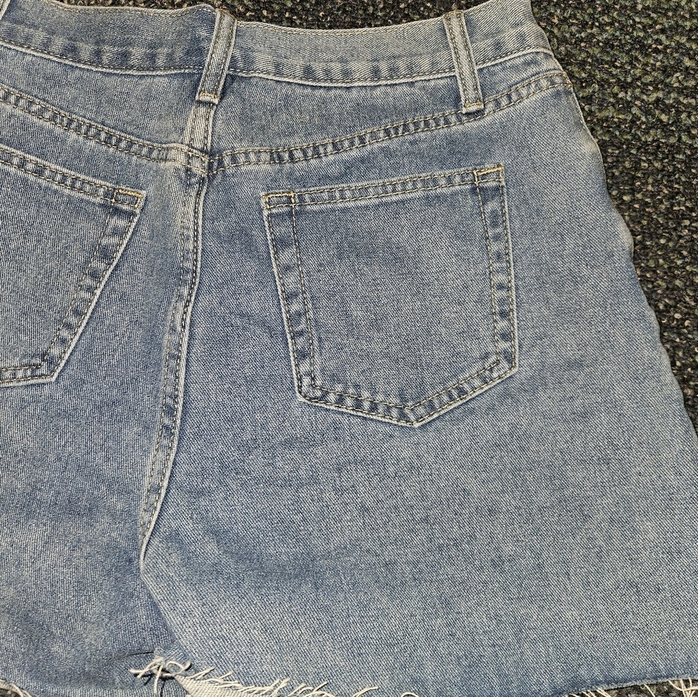 Myoursa Womans Cutoff Jean Shorts Size M - Picture 7 of 9